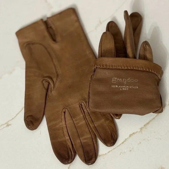 Vintage Women’s Medium Brown Soft Leather  Lined Short Gloves by Grandoe Sz 7 - Picture 7 of 7